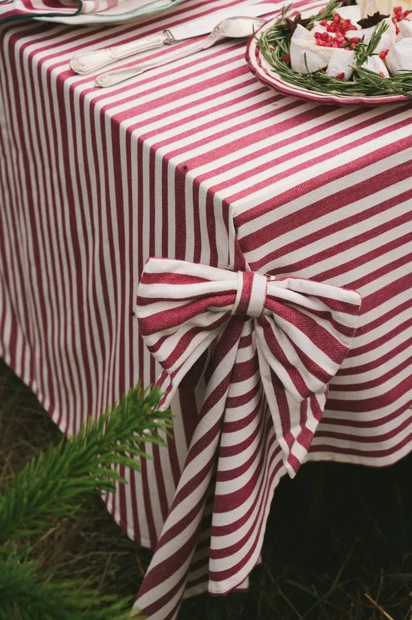 Maison Dînette - Nappe Noeline burgundy