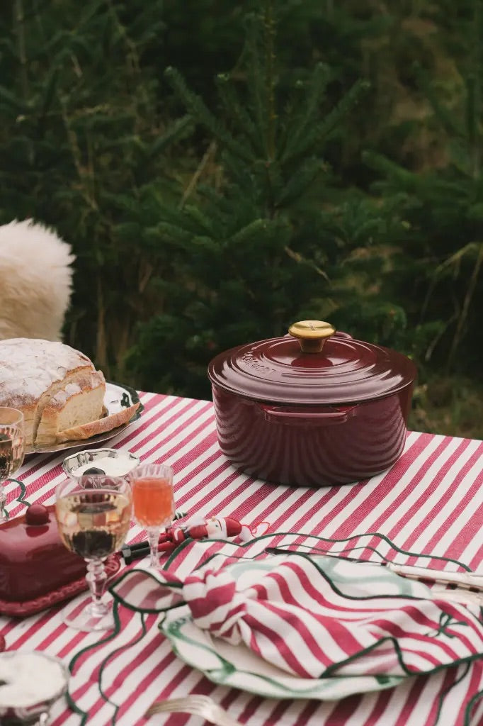 Maison Dînette - Nappe Noeline burgundy