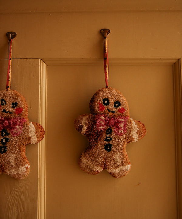 Doing Goods - Ginger bread gift hanger