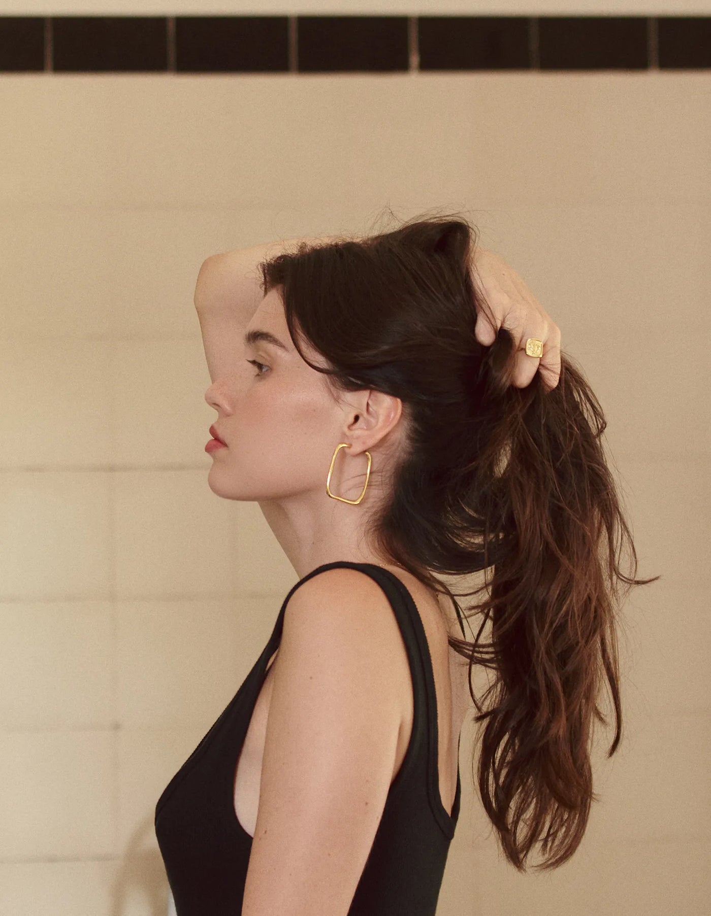Creoles【Louise Damas】 ☆送料無料☆ new! LOUISE DAMAS ルイーズダマス LISE PEARL ネックレス – CALIDA